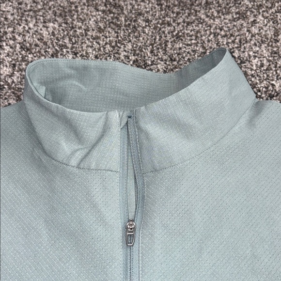 Lululemon WovenAir Half-Zip
Silver Blue - Picture 5 of 7